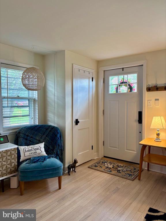 Building Photo - 509 D St