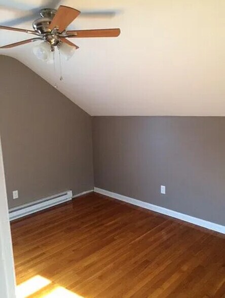 Building Photo - 24 Waterman St