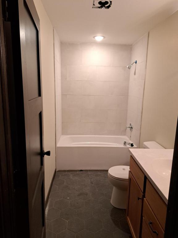 Building Photo - 12 Minnesota Ave E