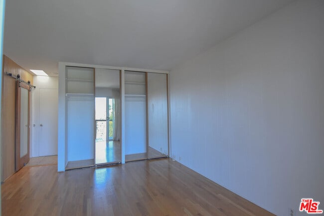 Building Photo - 8895 Appian Way