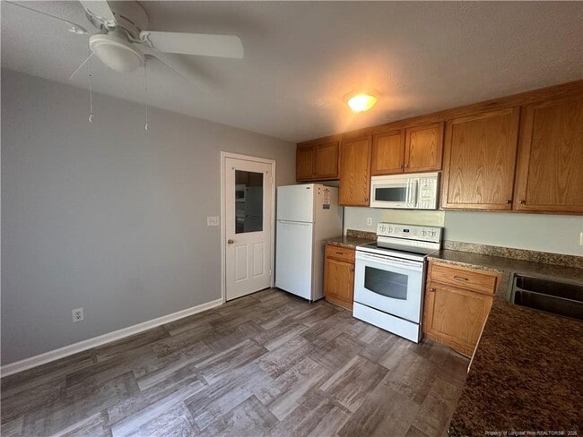 Building Photo - 9598 Holbrook Ln