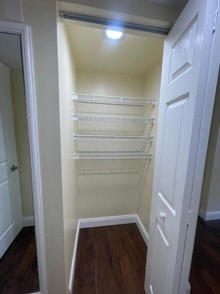 Building Photo - 4280 San Marino Blvd