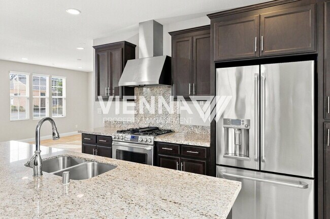 Building Photo - 310 Colner Cir