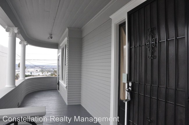 Building Photo - 2131 Albatross St