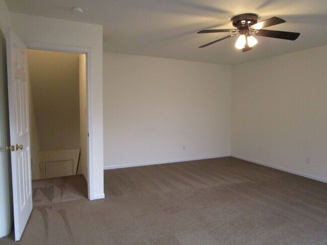 Building Photo - 3538-3540 Prescott Dr.