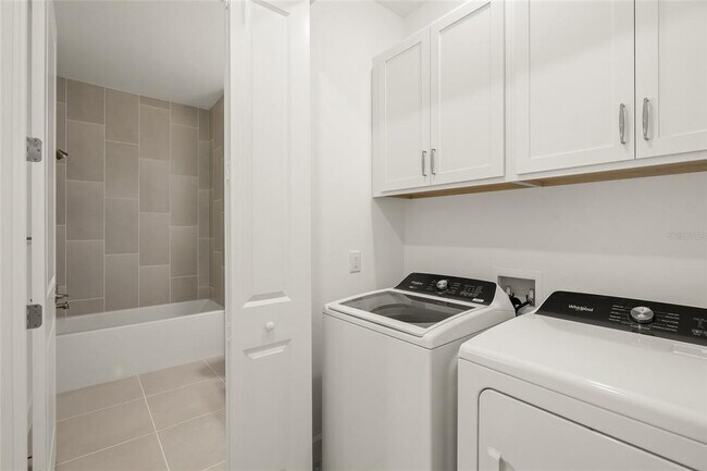 Building Photo - 14860 Misty Pond Lp