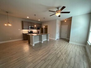 Building Photo - 8037-8039 Arbor