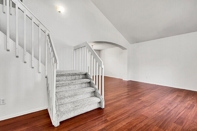 Building Photo - $2,650.00 - 4 Bedrooms, 2.5 Bathrooms, Sin...