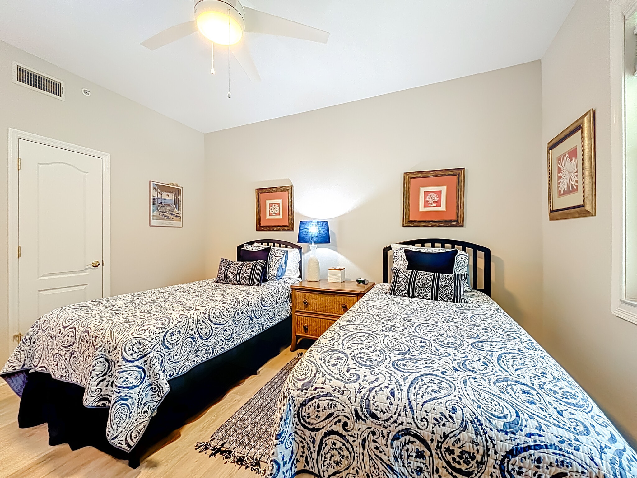 Building Photo - 960 Cooper St