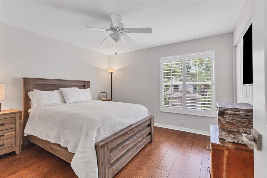 Building Photo - 1711 Starling Dr
