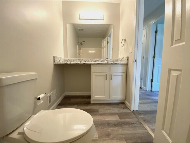 Building Photo - 109 Indian Trail Dr