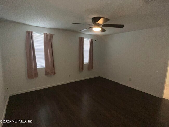 Building Photo - 1738 El Prado Rd