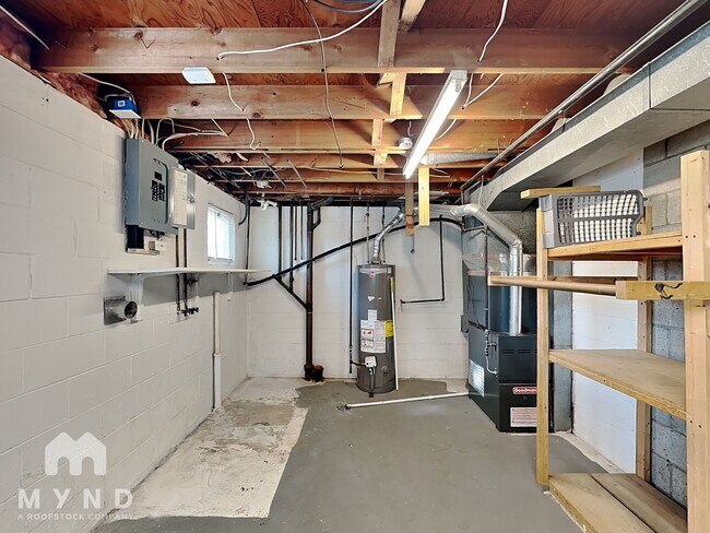 Building Photo - 3474 Farley Dr