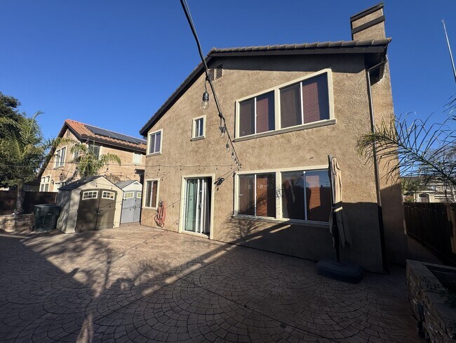 Building Photo - 10 Rhine Cir