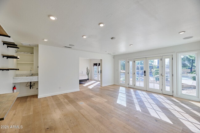 Building Photo - 12617 N 71st St