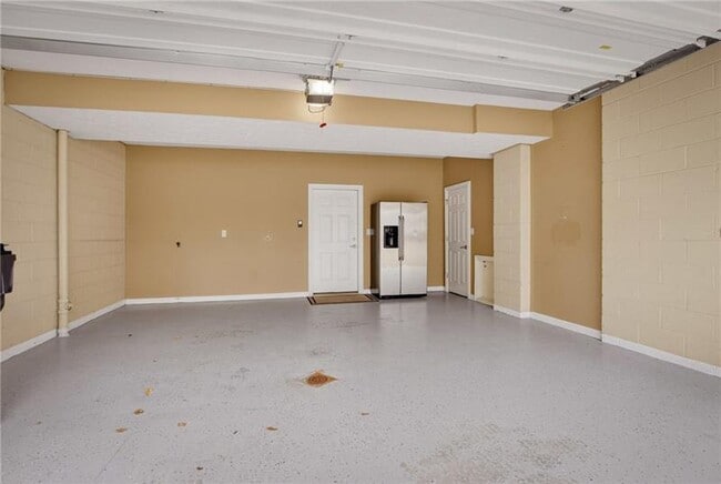 Building Photo - 402 Georgetowne Ct