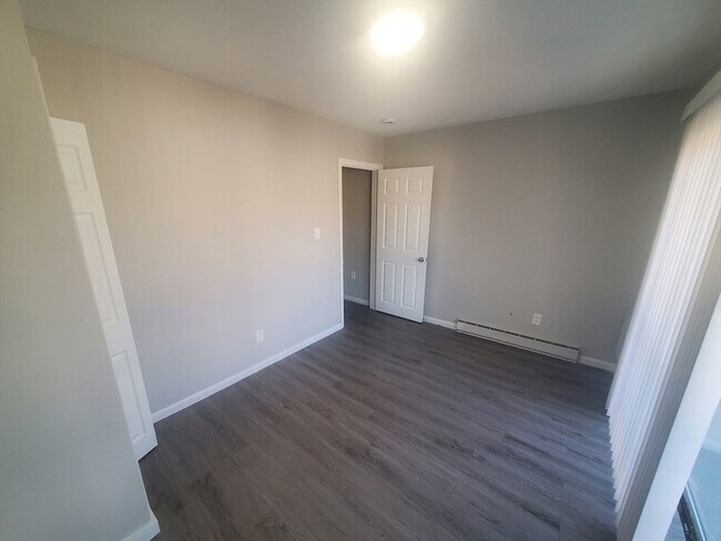 Building Photo - 760 Cummins Hwy