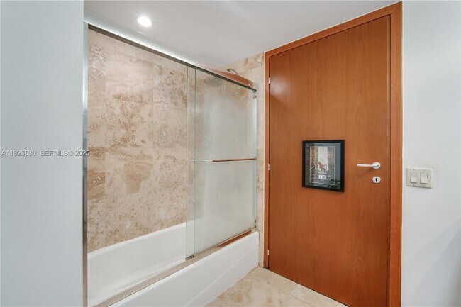 Building Photo - 9499 Collins Ave