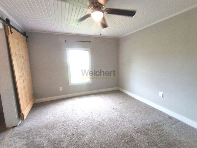 Building Photo - 3Bed/1Bath house with great location