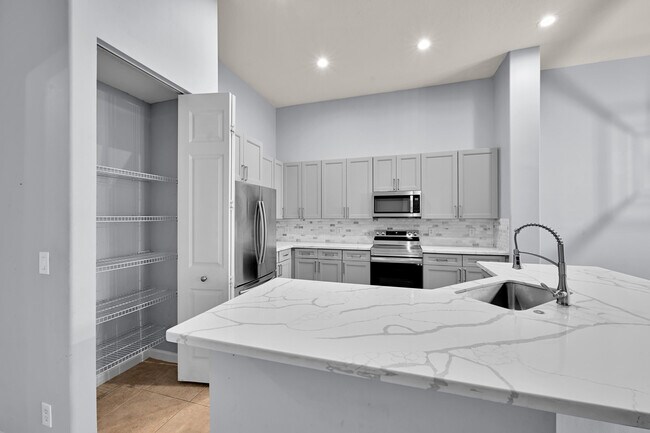 Building Photo - 9357 Osprey Isles Blvd