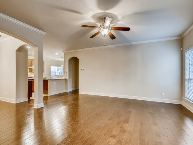 Building Photo - 12619 Quarter J