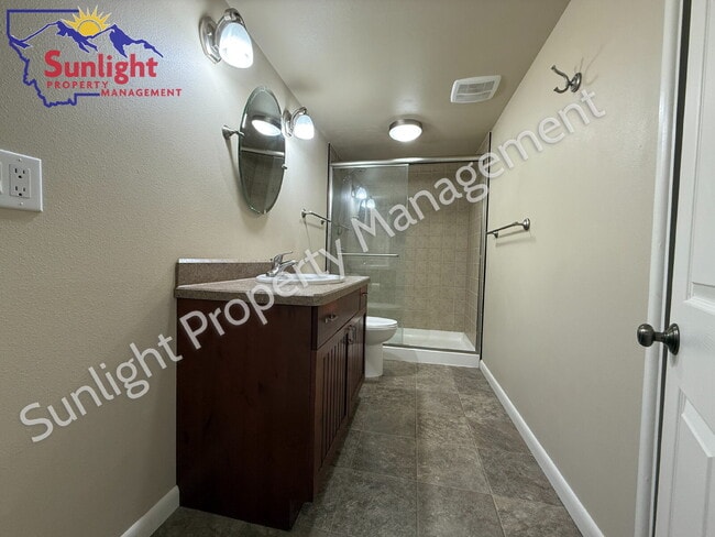 Building Photo - Spacious 4 Bed 3 Bath Home in Billings Hei...