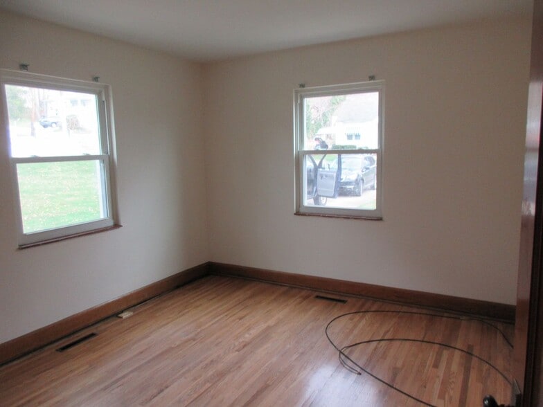 Building Photo - 4501 Packard St