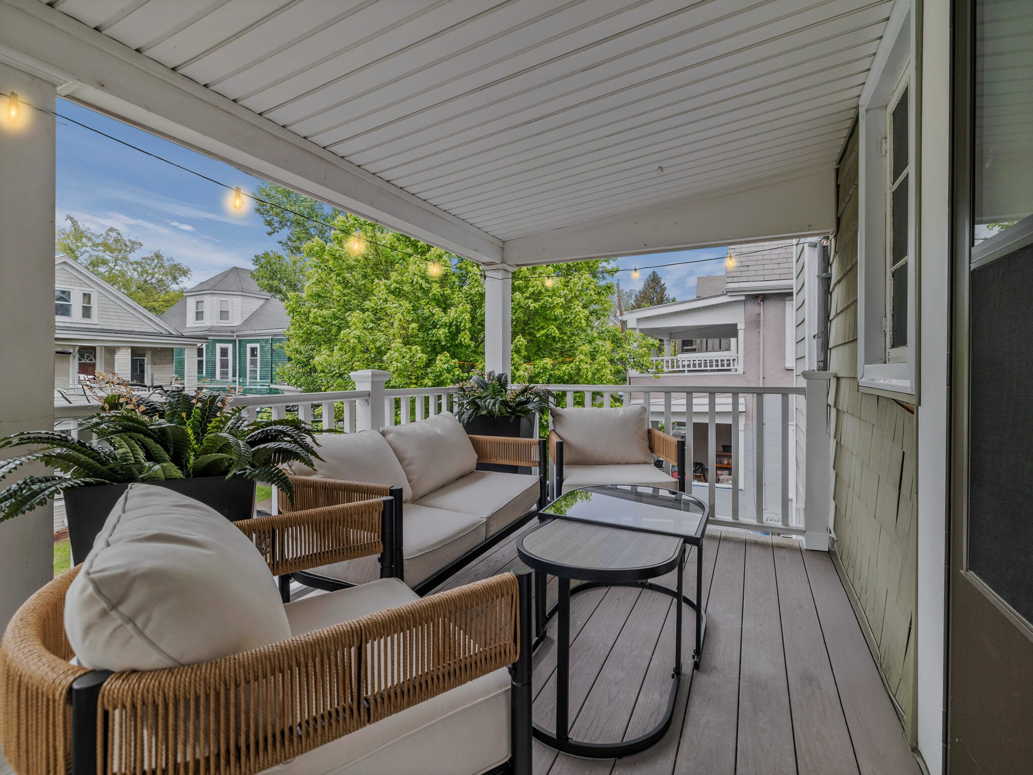 Building Photo - 1212 Broadway