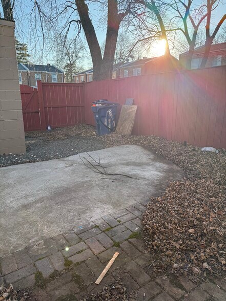 Building Photo - 238 Stevenson Sq