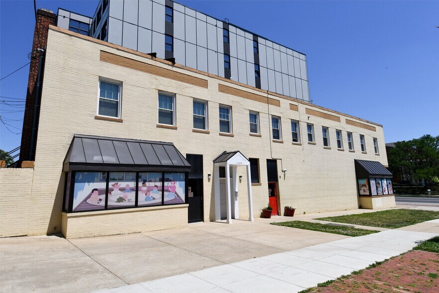 Building Photo - 5700 Georgia Ave NW