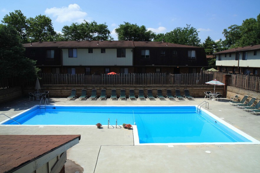 Eden at Bexley Crossing 2977 Barclay Sq Columbus OH 43209 Apartment