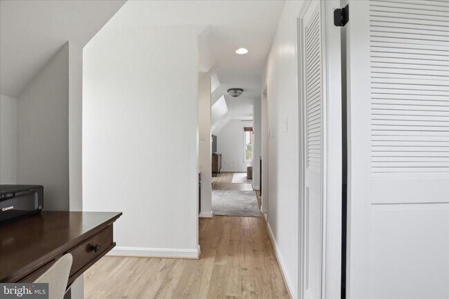 Building Photo - 12845 Mill Brook Ct
