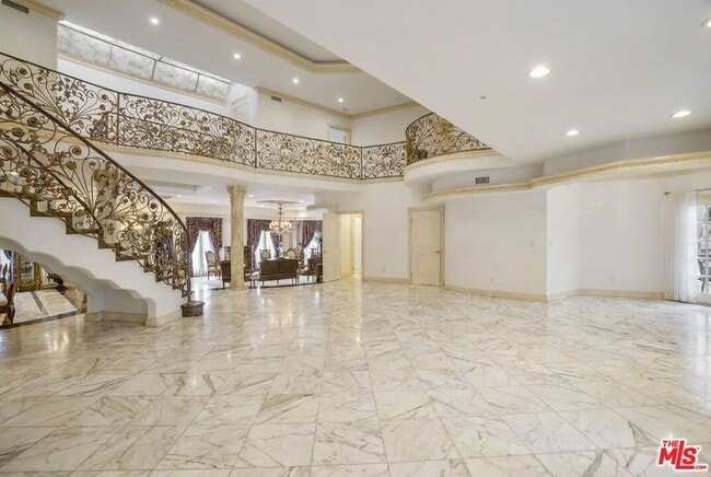 Building Photo - 2258 Gloaming Way