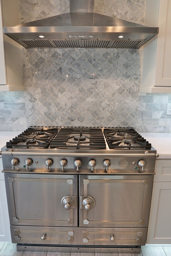 Building Photo - 238 Strada Fortuna