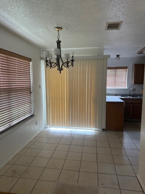 Building Photo - 8611 Green Cedar Dr