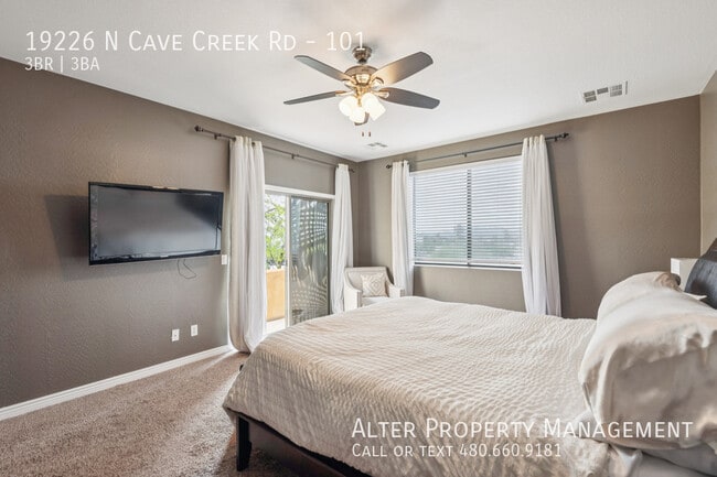 Building Photo - 19226 N Cave Creek Rd