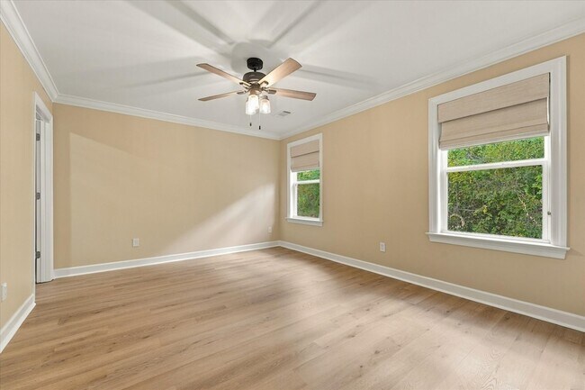 Building Photo - 1414 Chantilly Ln