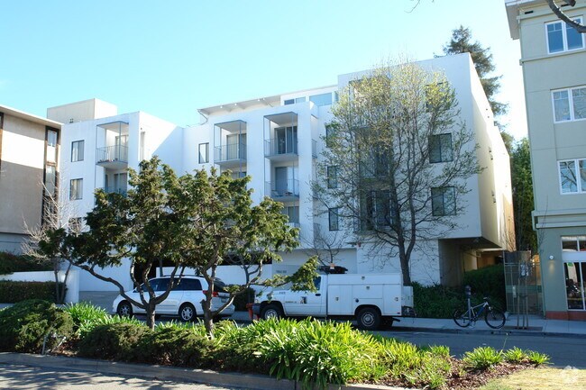 Building Photo - 1725 Shattuck Ave