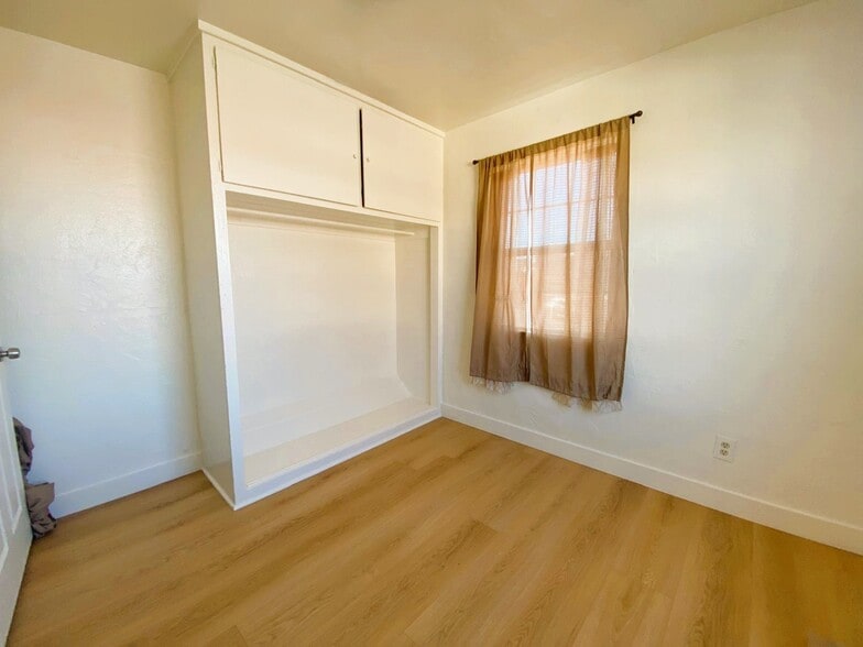 Building Photo - 15544 Eighth St