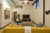 Building Photo - 521 N Jefferson Ave