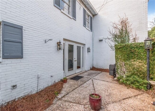 Building Photo - WELCOME TO GEORGETOWN CONDOMINIUMS IN SPRI...
