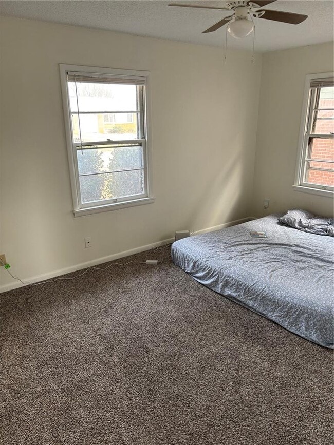 Building Photo - 1324 Dorchester Dr