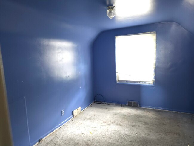 Building Photo - 16073 Tacoma St