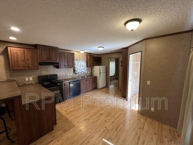 Building Photo - 5510 Lavey Ln