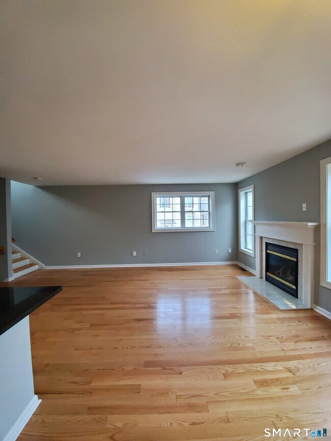 Building Photo - 157 Leeder Hill Dr