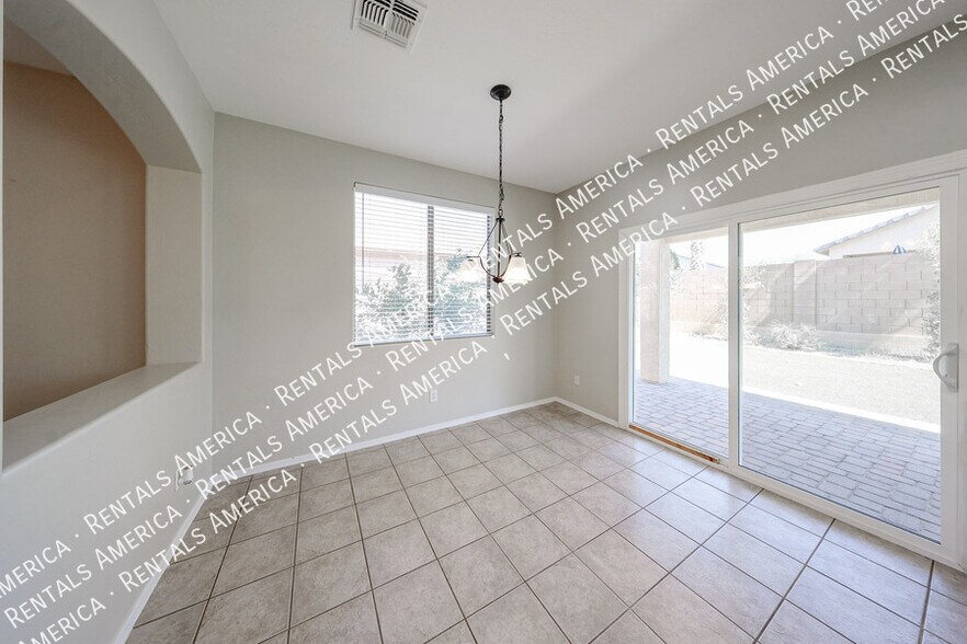 Building Photo - 16926 W Nottingham Way