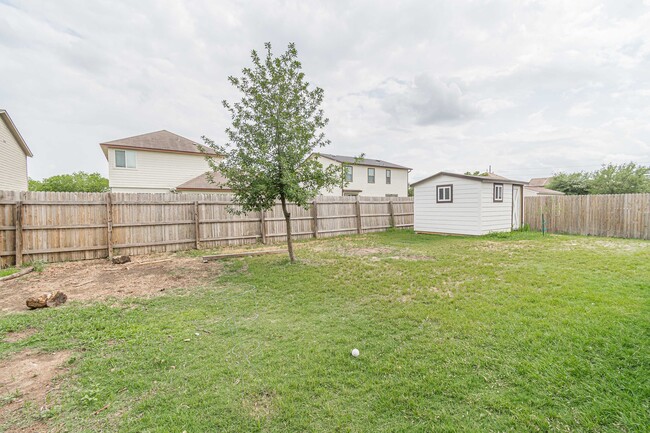 Building Photo - 480 Wind Murmur
