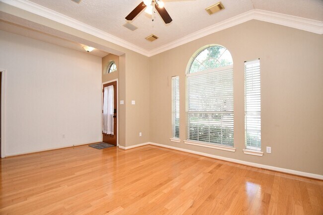 Building Photo - 1215 Wood Haven Ct