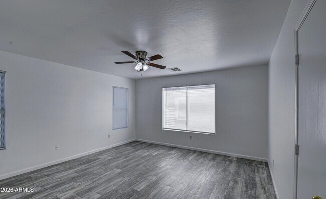 Building Photo - 12031 W Belmont Dr