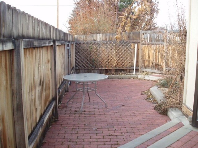 Building Photo - 1403 E Symphony Ct